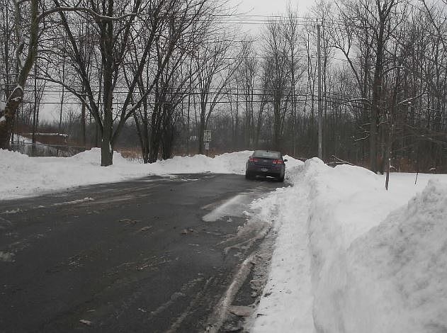 2nd image of 956 Enola Rd