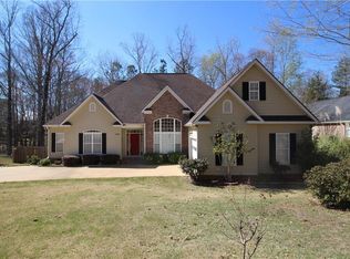 3710 Hamilton Rd, Opelika, AL 36804