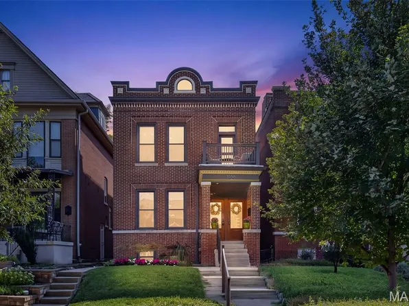 3956 Russell Blvd, Saint Louis, MO 63110