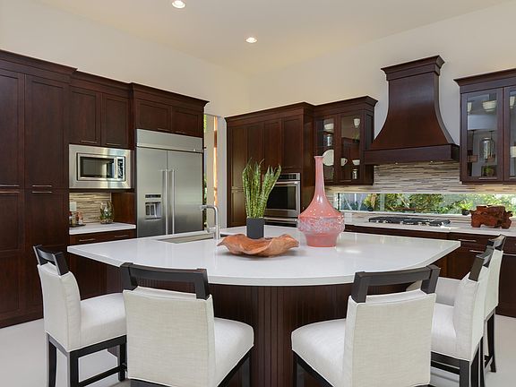 4th image of 9823 Bozzano Dr