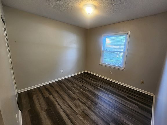 5th image of 5403 Bramble Ct