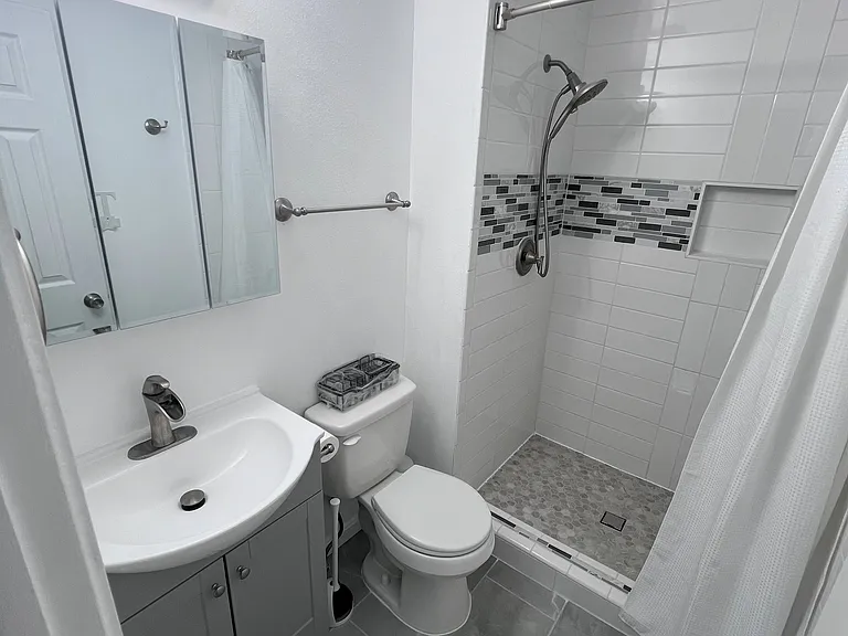 14856 Swallow Ct — Photo 16
