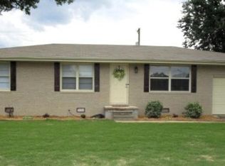 802 Tyler Ave, Muscle Shoals, AL 35661
