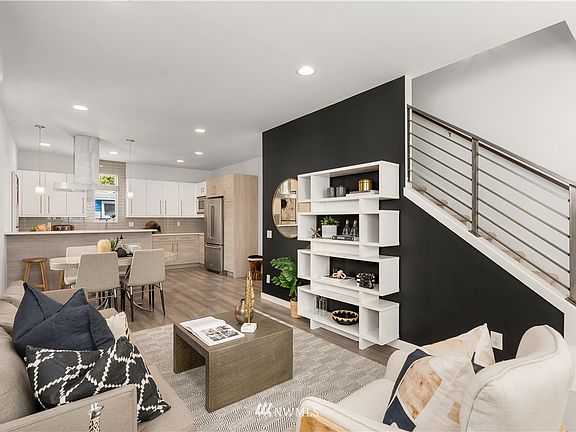 4th image of 724 S Orcas Street #A