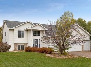 401 11th Ave NW, Isanti, MN 55040
