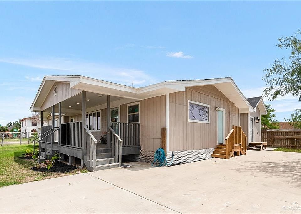 1st image of 7800 Estrella St