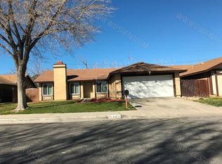 44011 Kirkland Ave, Lancaster, CA 93535