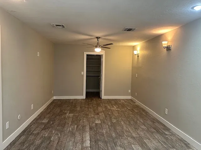 1416 E Del Rio Dr — Photo 16
