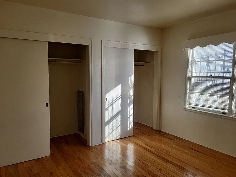 700-722 Gordon Avenue — Photo 5