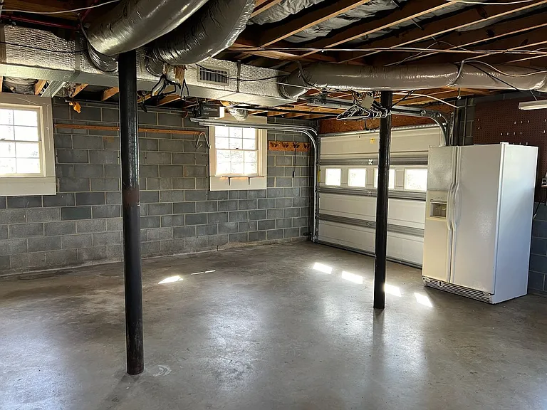 111 Keller Ave — Photo 15
