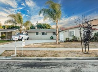 829 Towne St, Costa Mesa, CA 92627