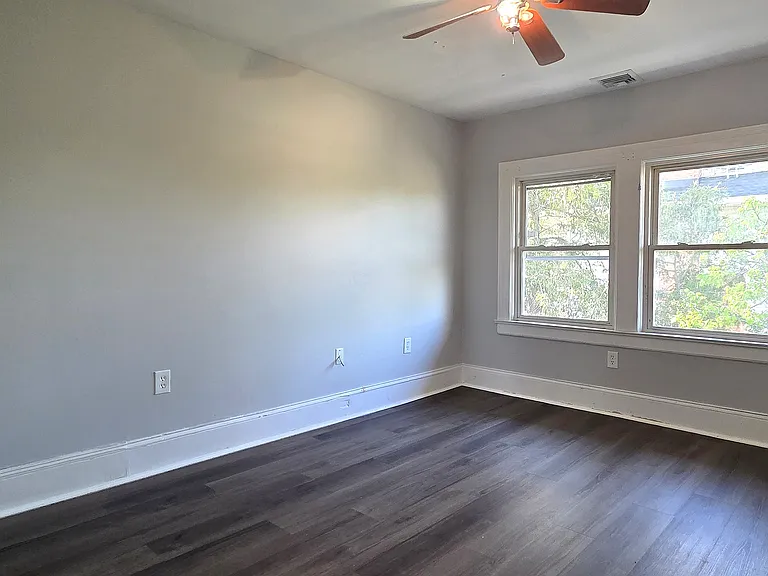3rd bedroom has ceiling fan