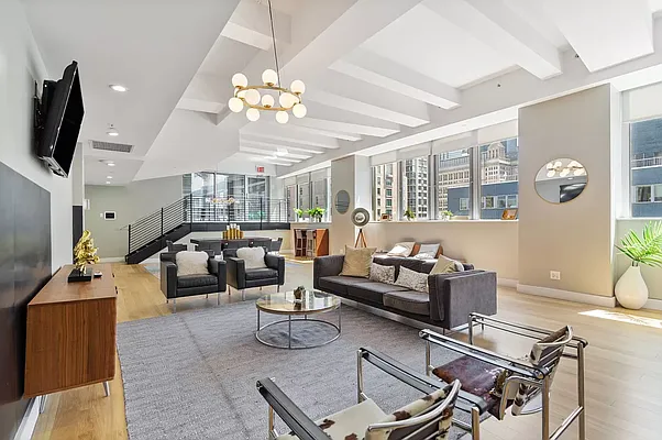 Rented by REAL New York | media 5