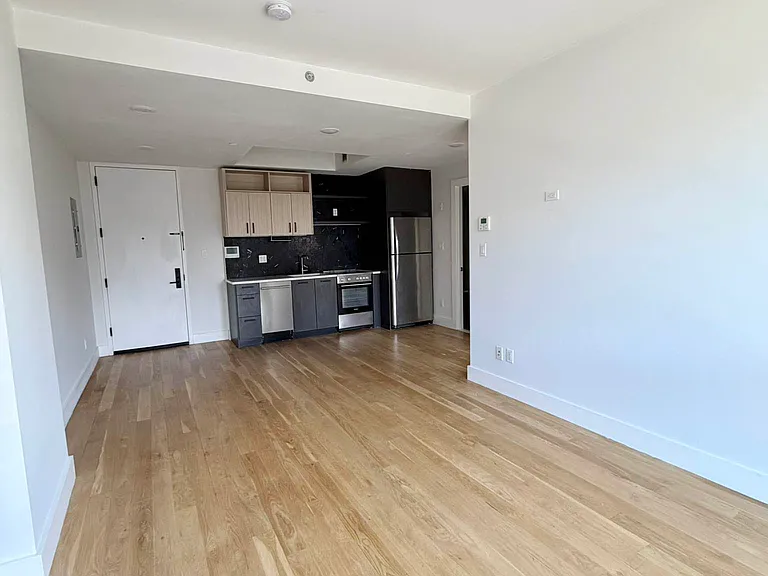 200 Linden Blvd #5G — Photo 4