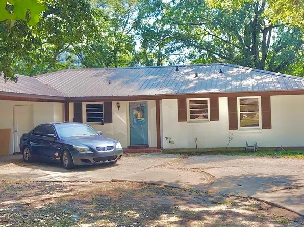 1931 Kingsbury Dr, Montgomery, AL 36106