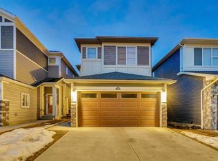 10 Homestead Blvd NE, Calgary, AB T3J 2H1