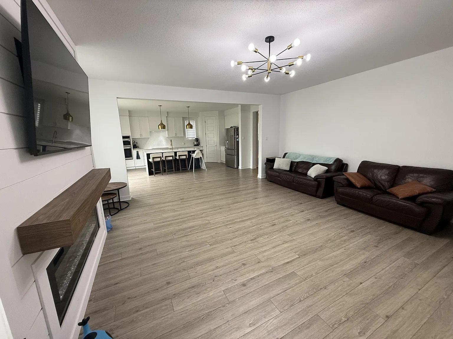 6333 Ottawa Street West — Photo 3