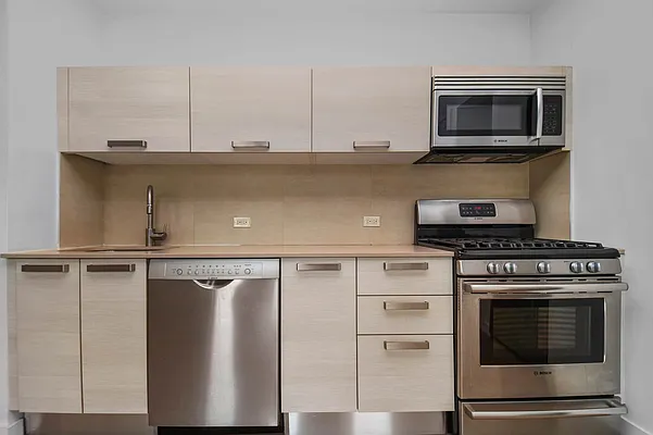 Rented by Compass | media 3