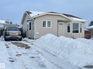 324 Warwick Rd NW, Edmonton, AB T5X4P9