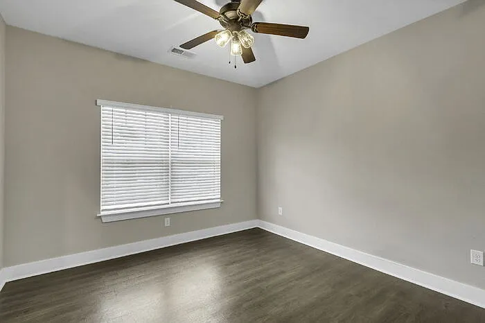8 Tolar Rd — Photo 14