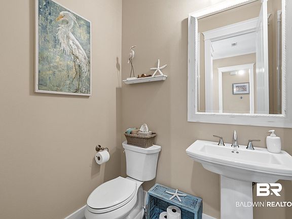 4th image of 1521 Canary Ct