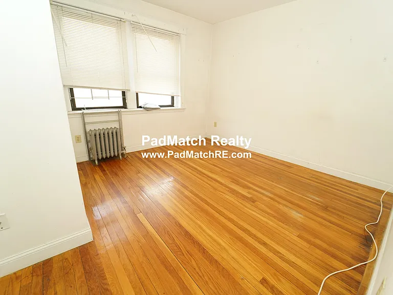 19 Egremont Rd #1 — Photo 6