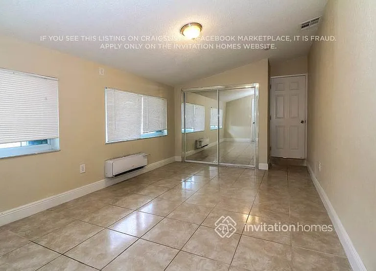 5660 W 9th Ct — Photo 13