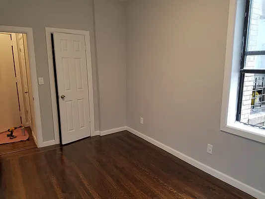 Rented by Bruma Realty LLC | media 32