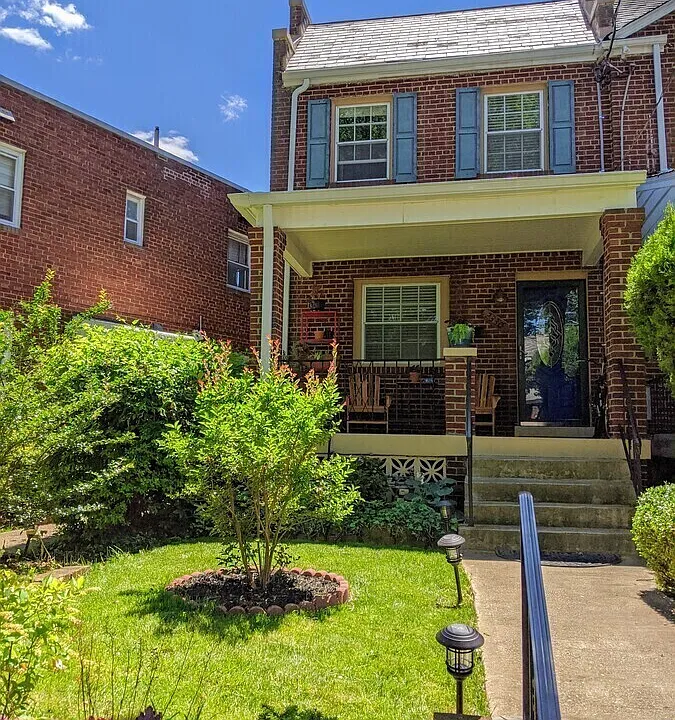 2330 14th St NE #UPPER