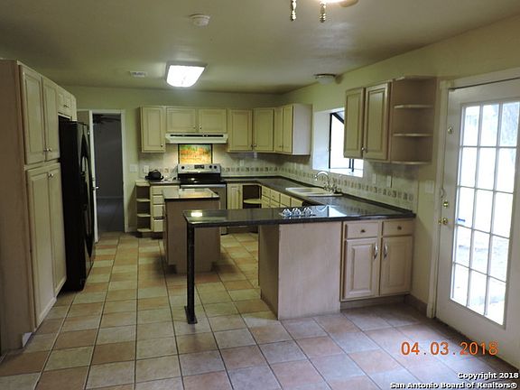 2nd image of 227 E Woodlake Dr