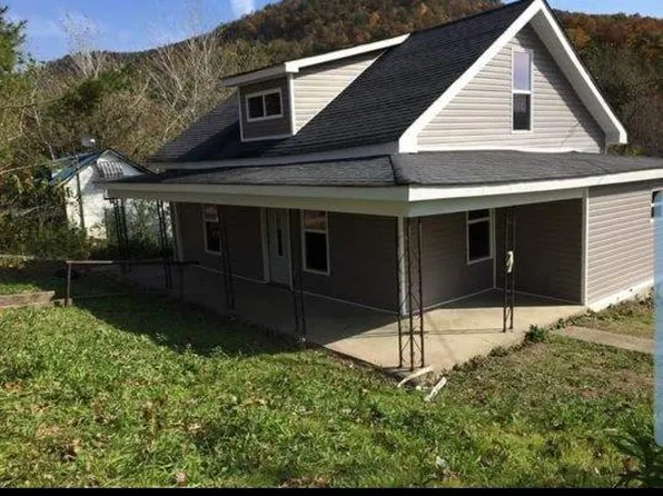 236 Glory St, Irvine, KY 40336