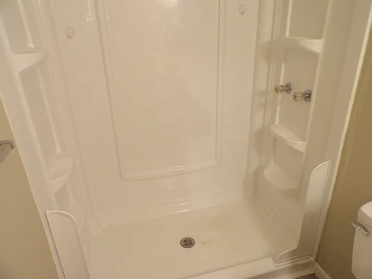 248 Meadowview Dr #2 — Photo 24