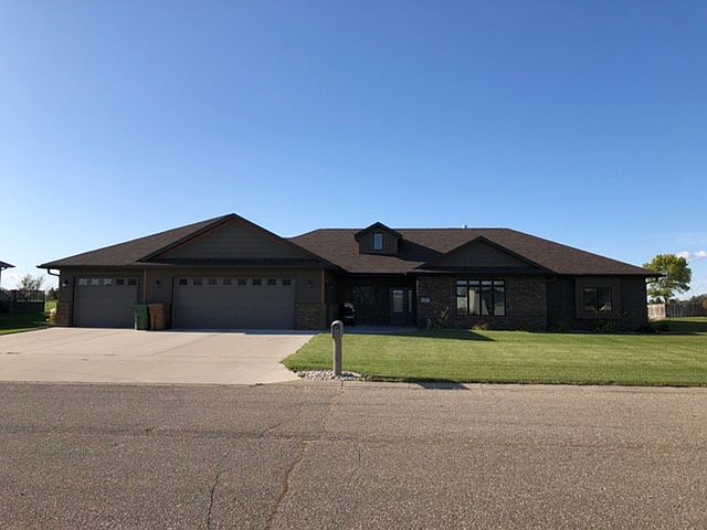 1st image of 207 Broadland Creek Ct
