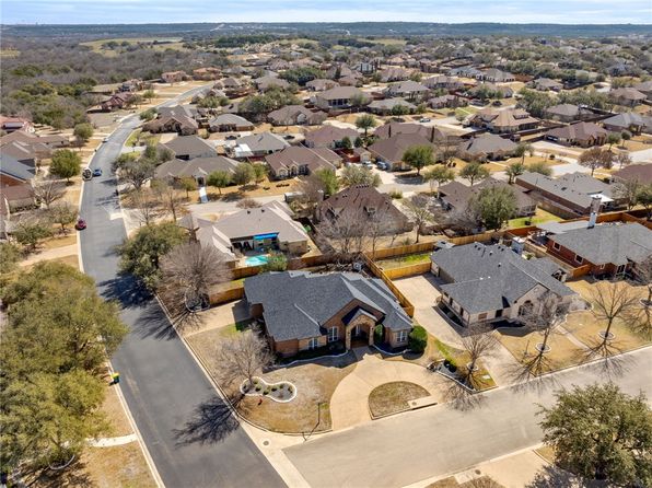 4001 Lazy Brook Dr, Nolanville, TX 76559