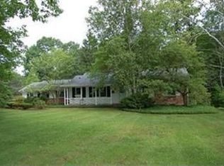 7336 Samuel Lord Dr, Chagrin Falls, OH 44023