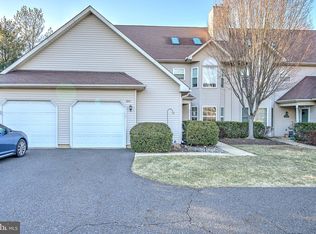 1041 Peach Tree Ln #41, Warrington, PA 18976