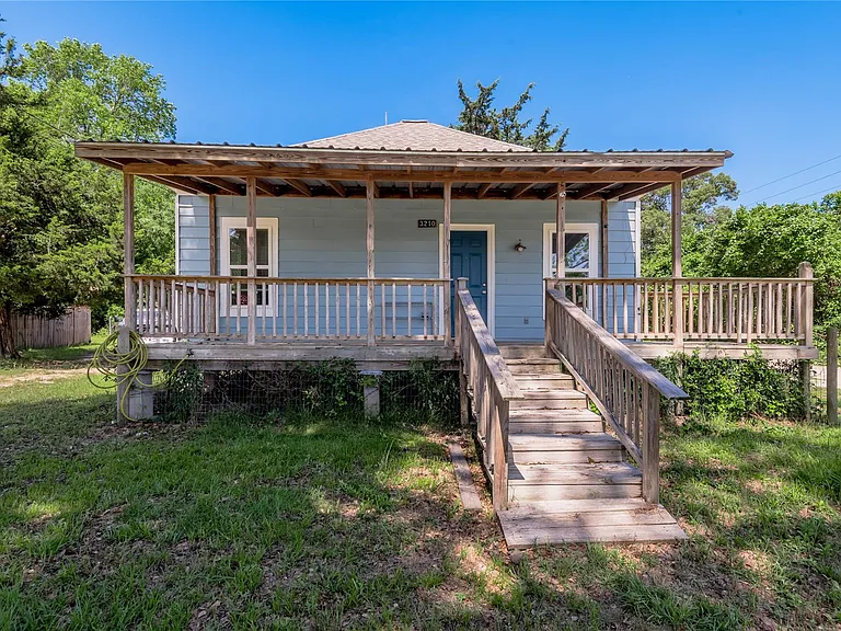 3210 Elks Dr — Photo 3