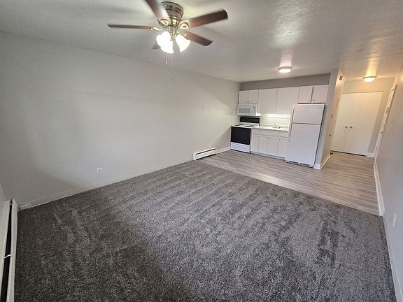 3rd image of 1726 Clemson Dr APT 305