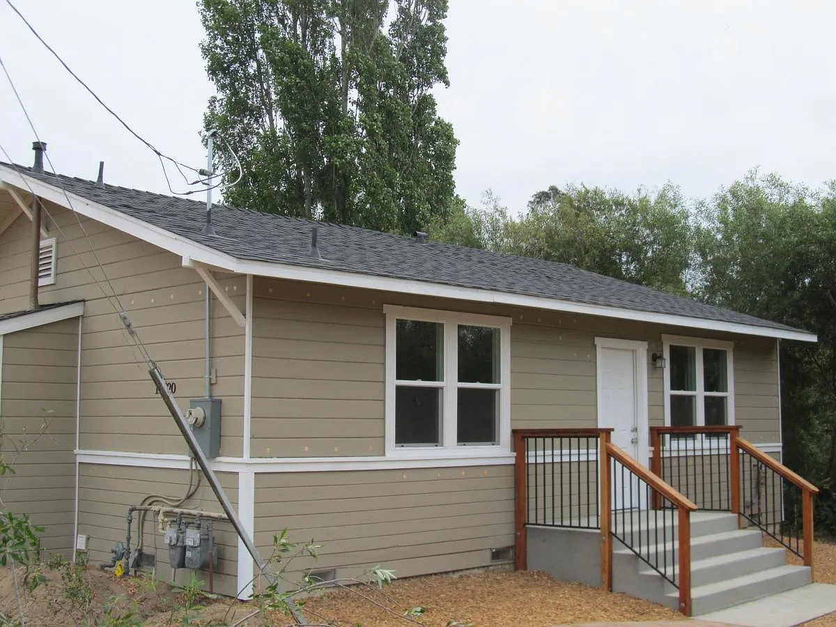 Building Photo - 17530 Orchard Ln