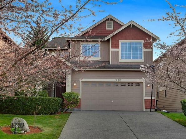 1320 226th Ct SE