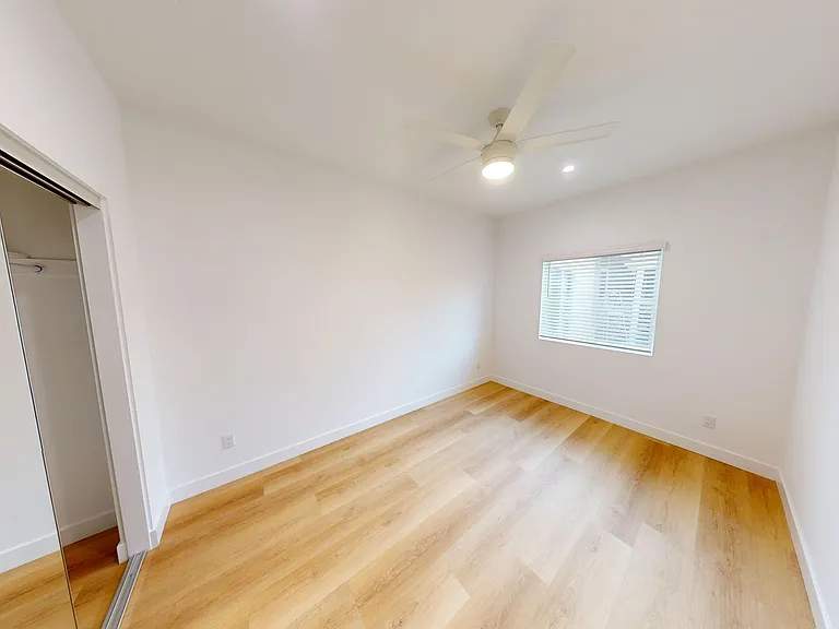 5339-1 W Falls View Dr — Photo 20