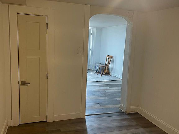 3rd image of 111 S Jackson St