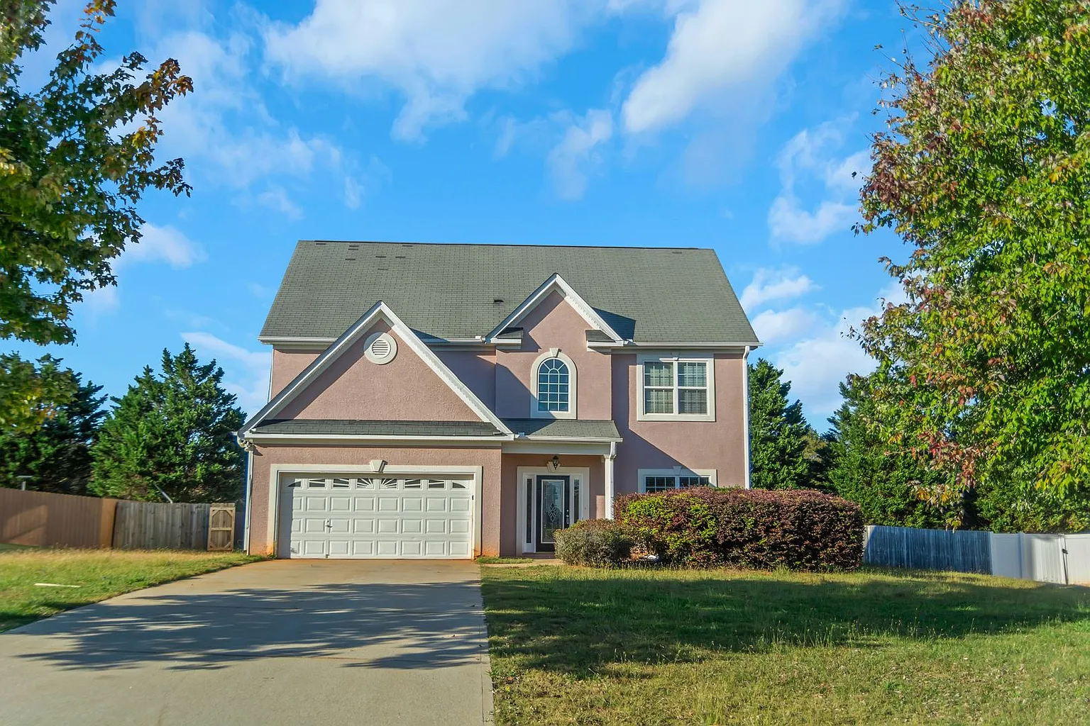 111 Bramble Way photo 1