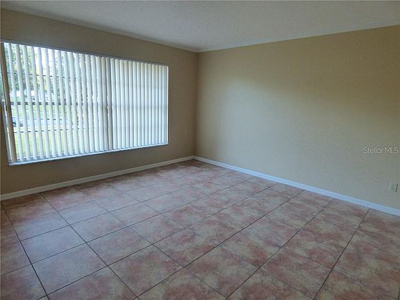 2nd image of 2942 Sandwell Dr