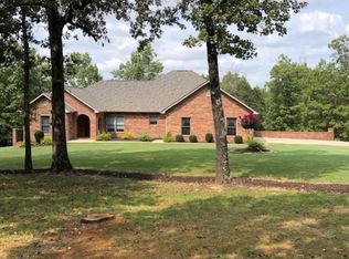 295 Slick Rock Rd, Mountain Home, AR 72653