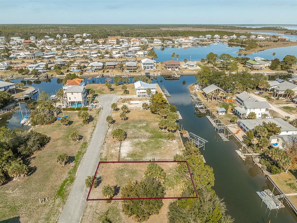 1st image of 23 Sandy Ln