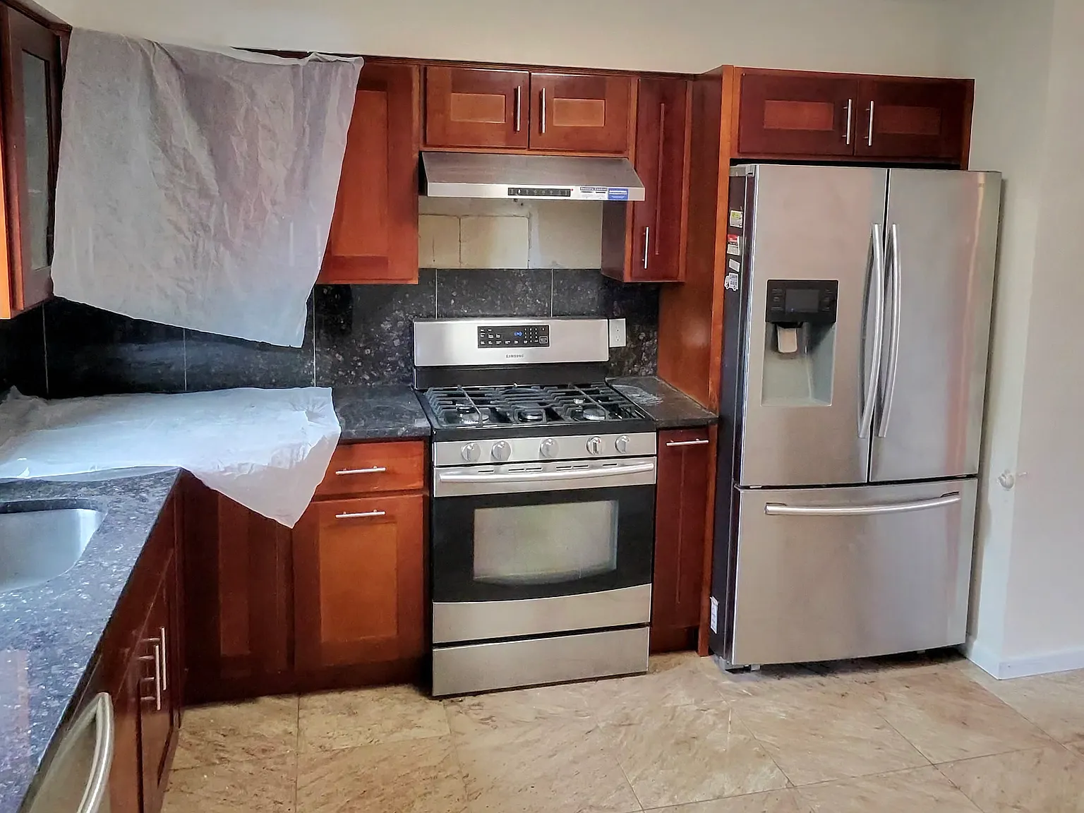 Felicia Ct, Plainview — Photo 1