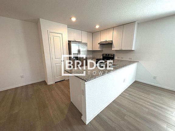4th image of 2717 Coral Way