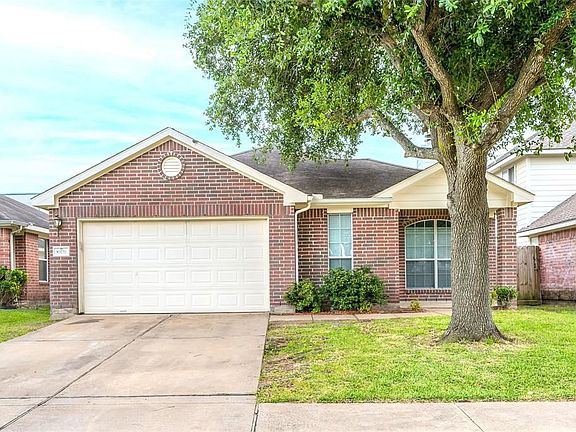 2nd image of 8831 Westbrae Manor Dr