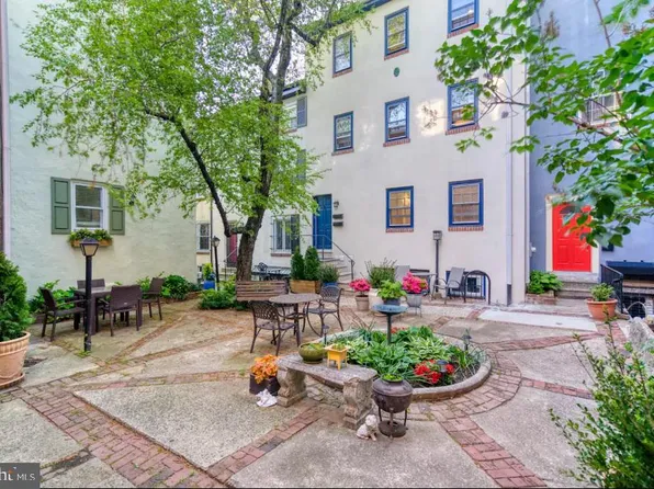 1026 Pine St APT 6, Philadelphia, PA 19107